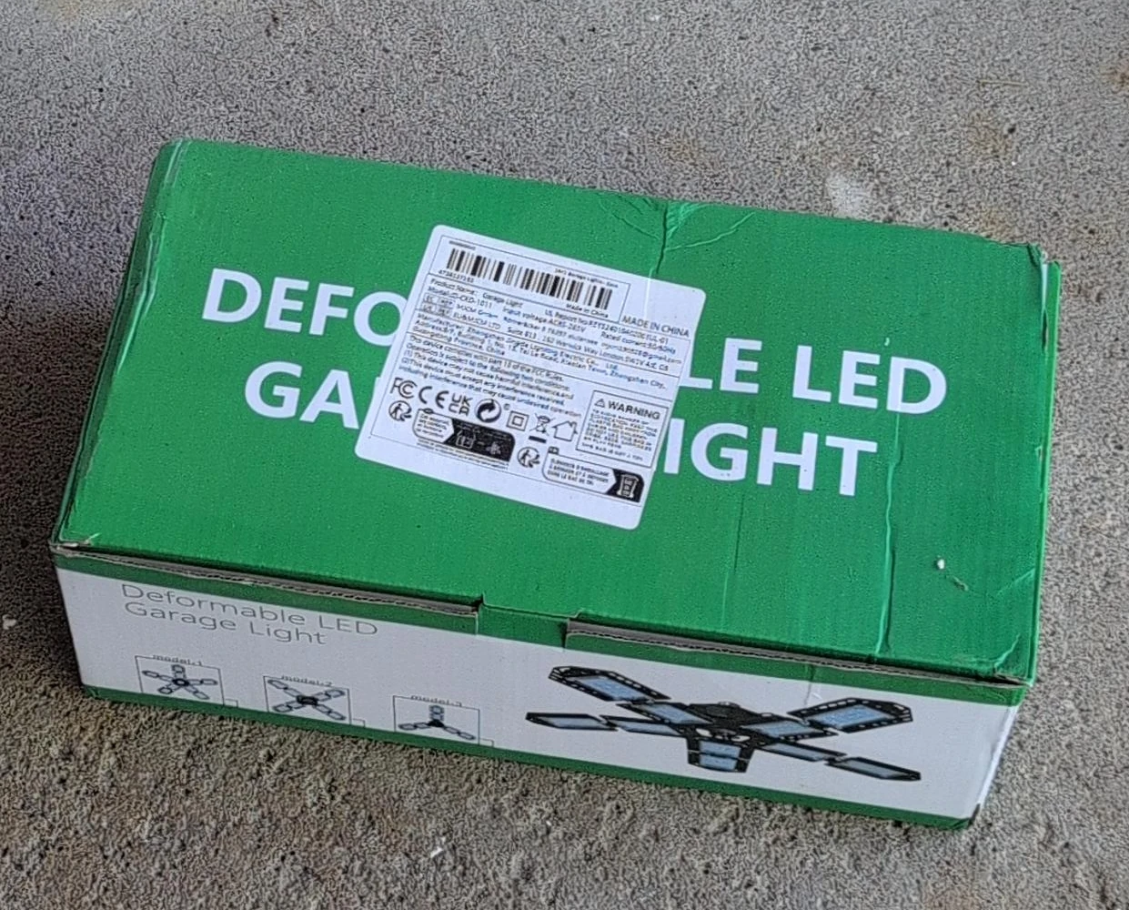 Deformable LED Garage Light