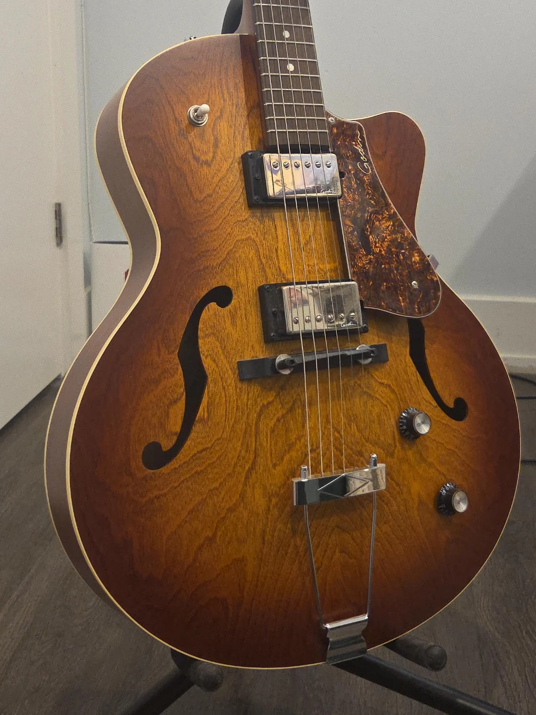 Godin 5th Avenue Electric Guitar