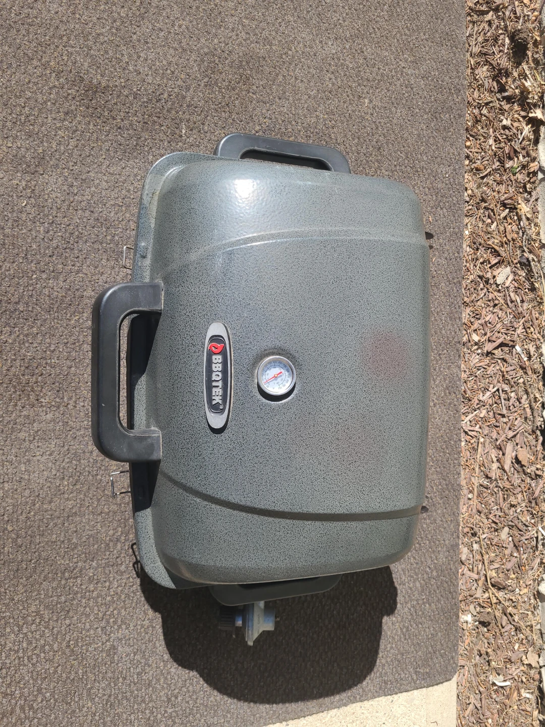 BBQTEK Portable Propane Grill