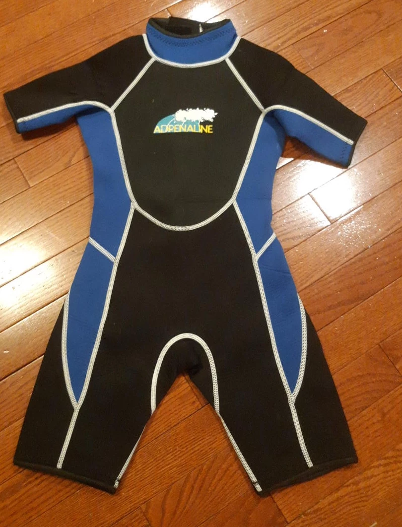 Adrenaline Kids Wetsuit Size 6-7