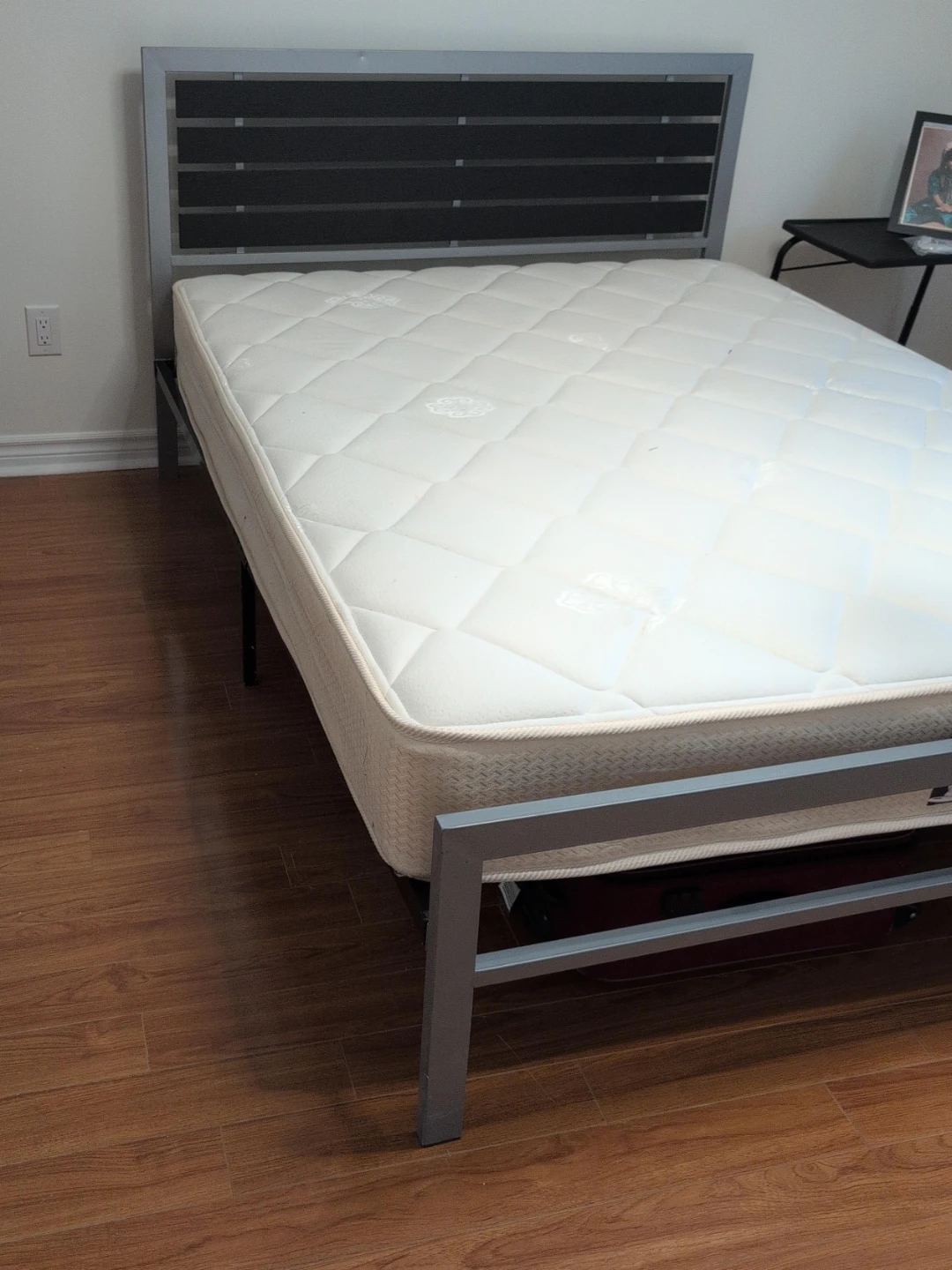 Queen Size Mattress with Metal Bed Frame