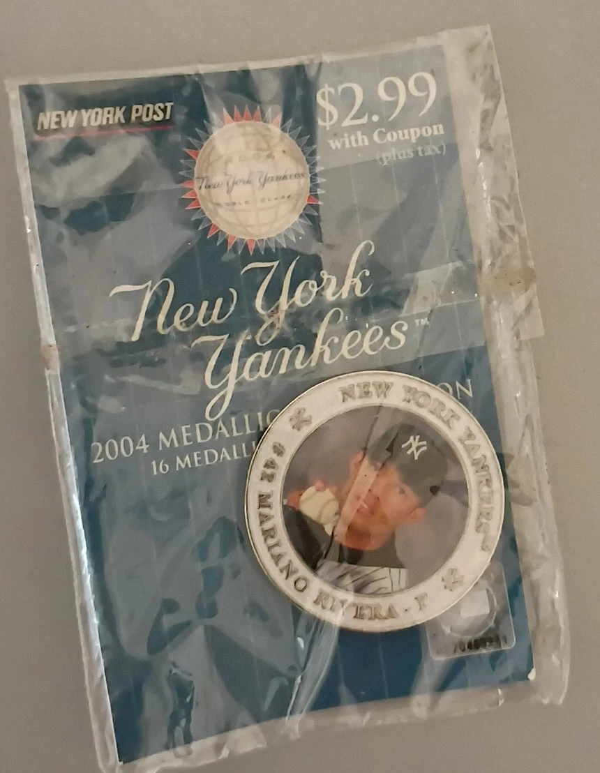 New York Yankees 2004 Mariano Rivera Medallion