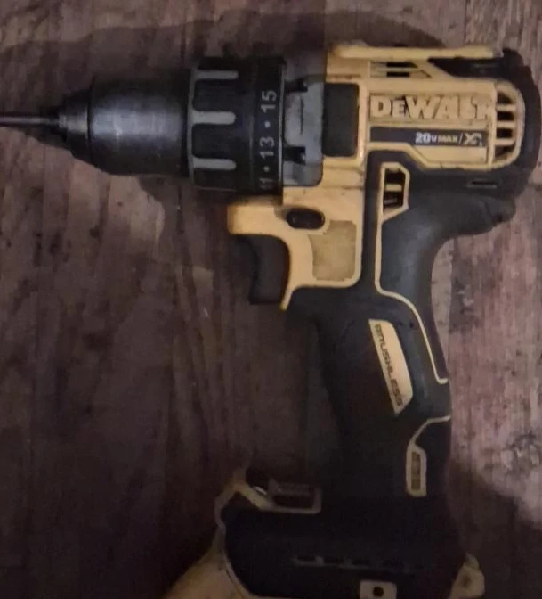 DeWalt 20V MAX XR DRILL NO CHARGER