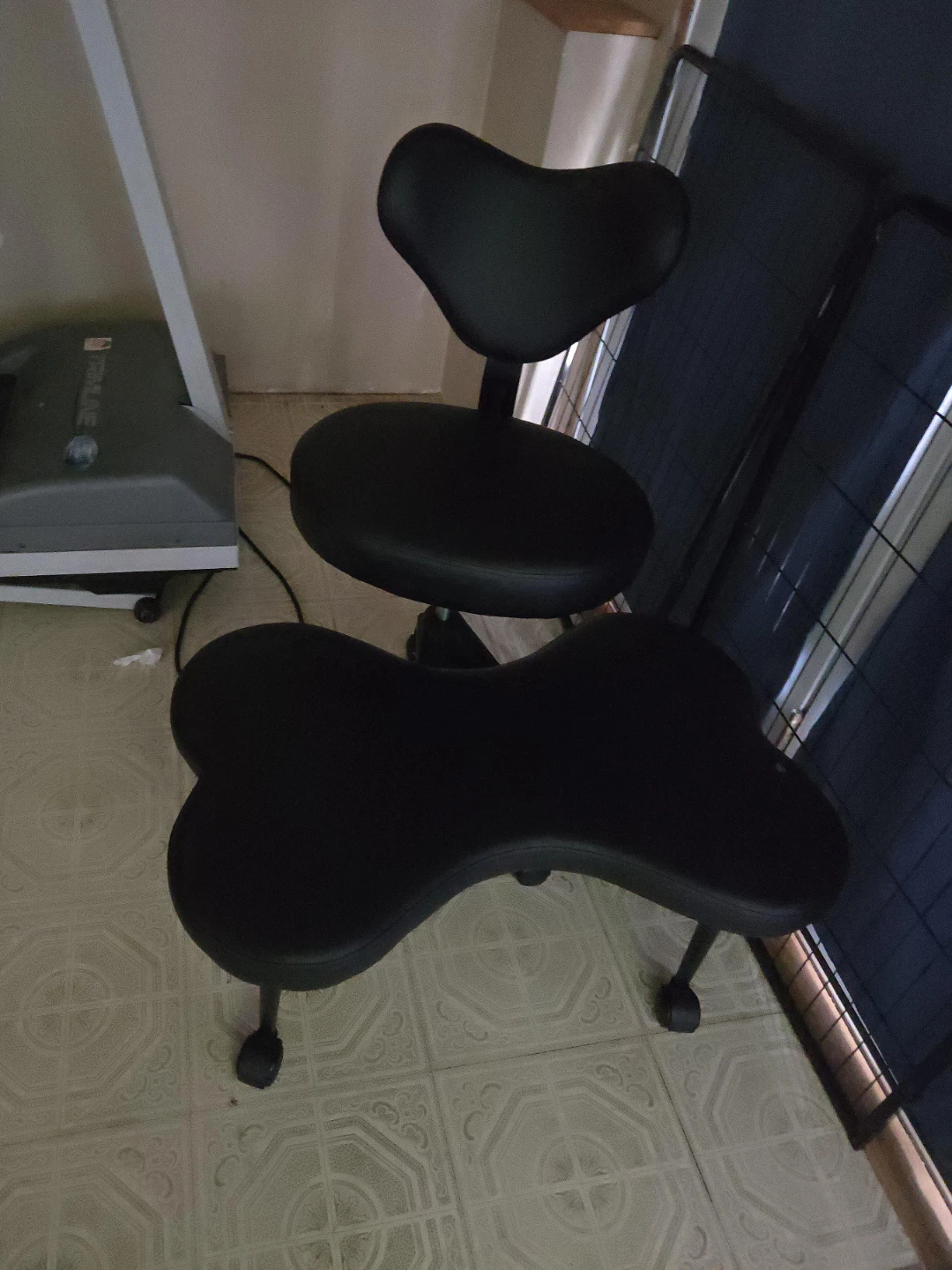 Black Ergonomic Kneeling Chair with Back Support