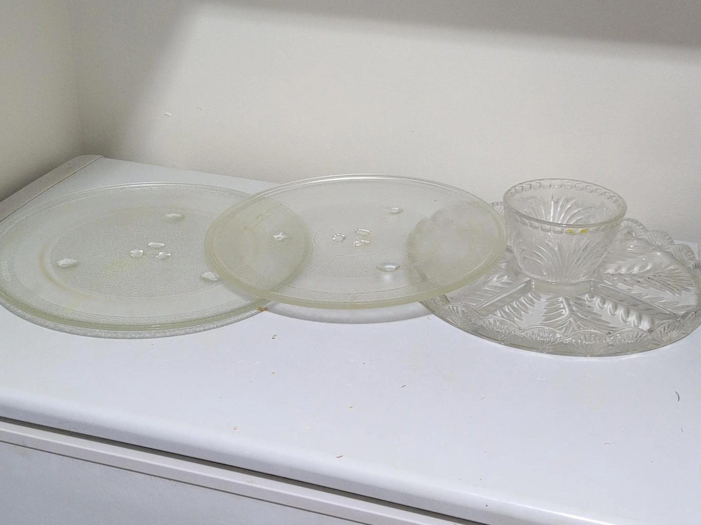 2 Microwave Glass Trays and Serving Dish $4 each