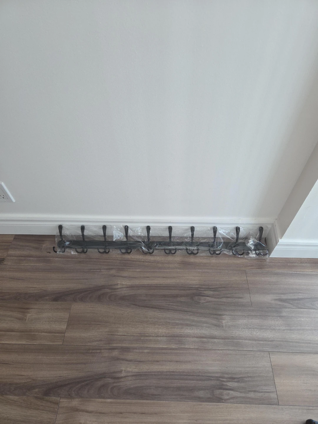 Black 10-Hook Wall Mounted Coat Rack