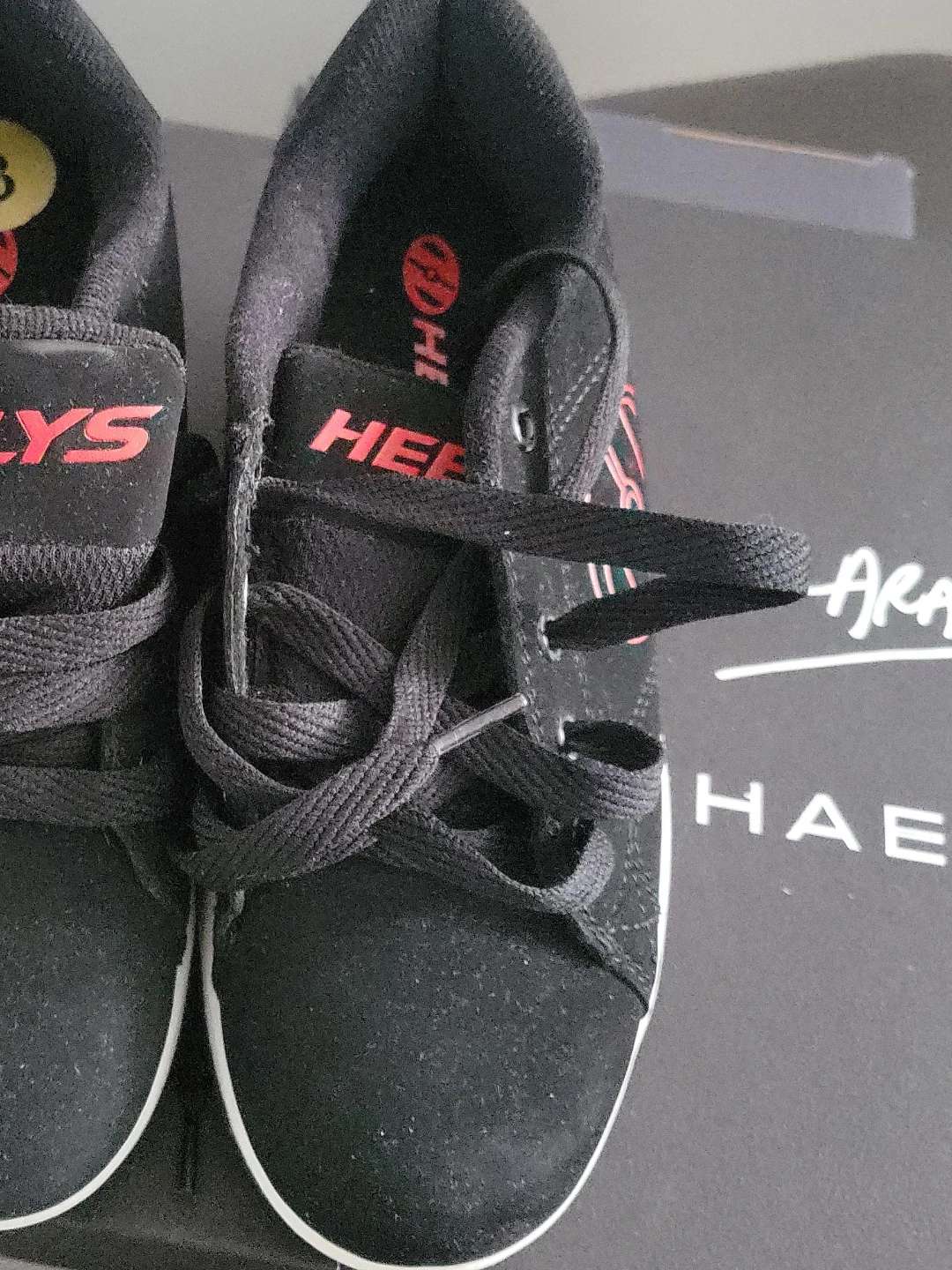 Heelys Black & Red Roller Shoes - Size 3