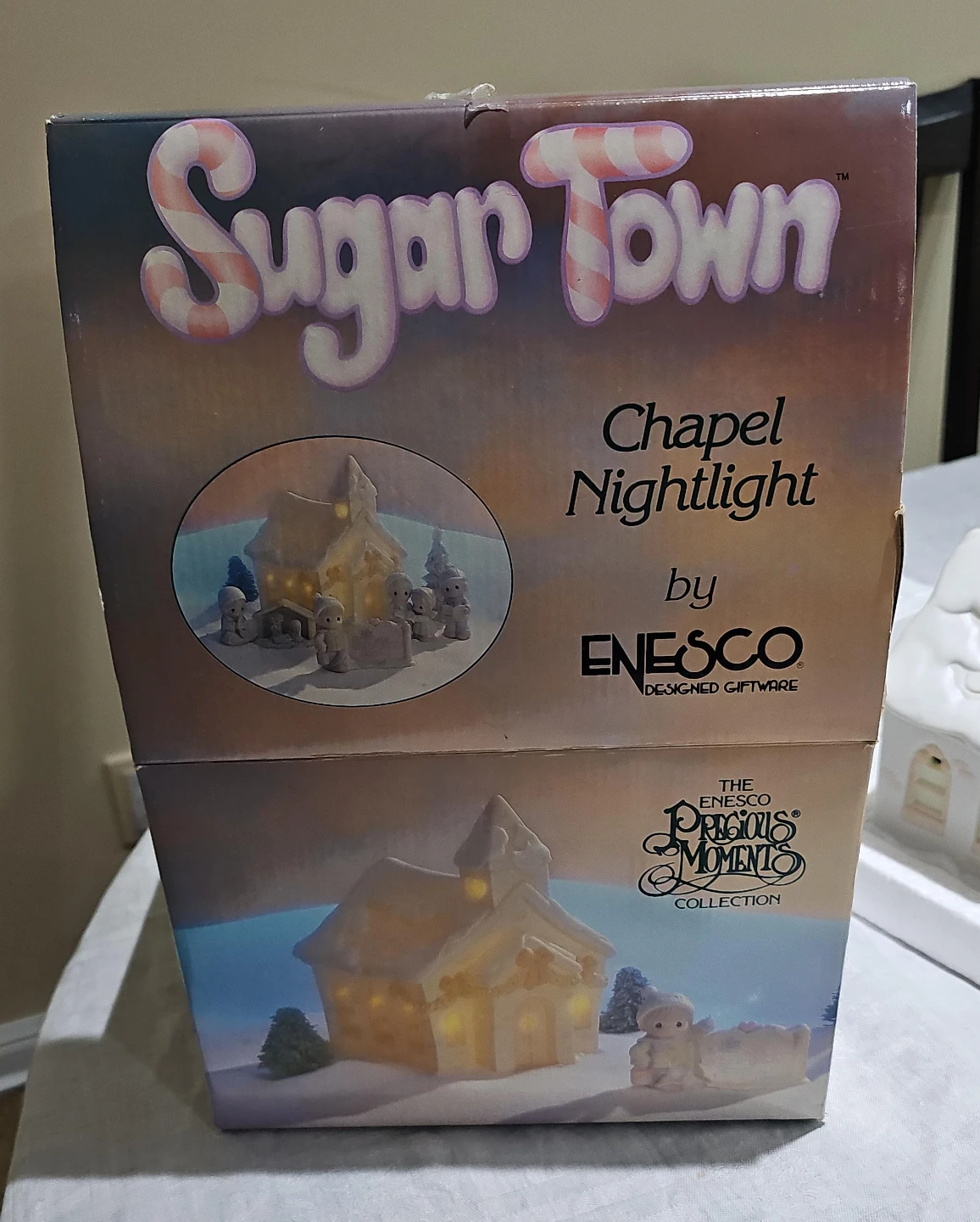 Enesco Sugar Town Chapel Nightlight