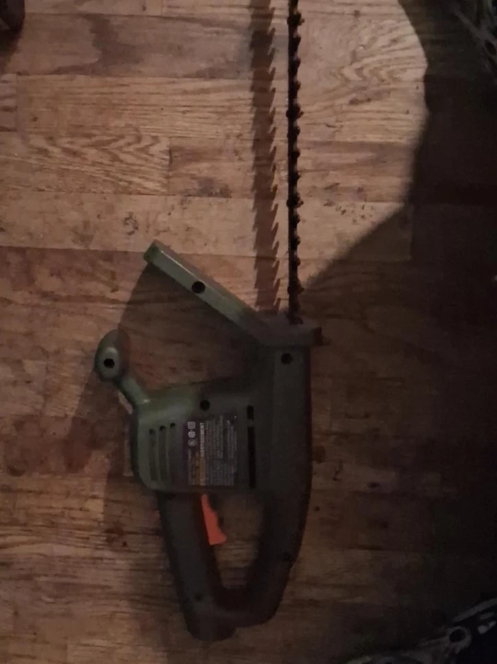 Black and Decker Hedge Trimmer