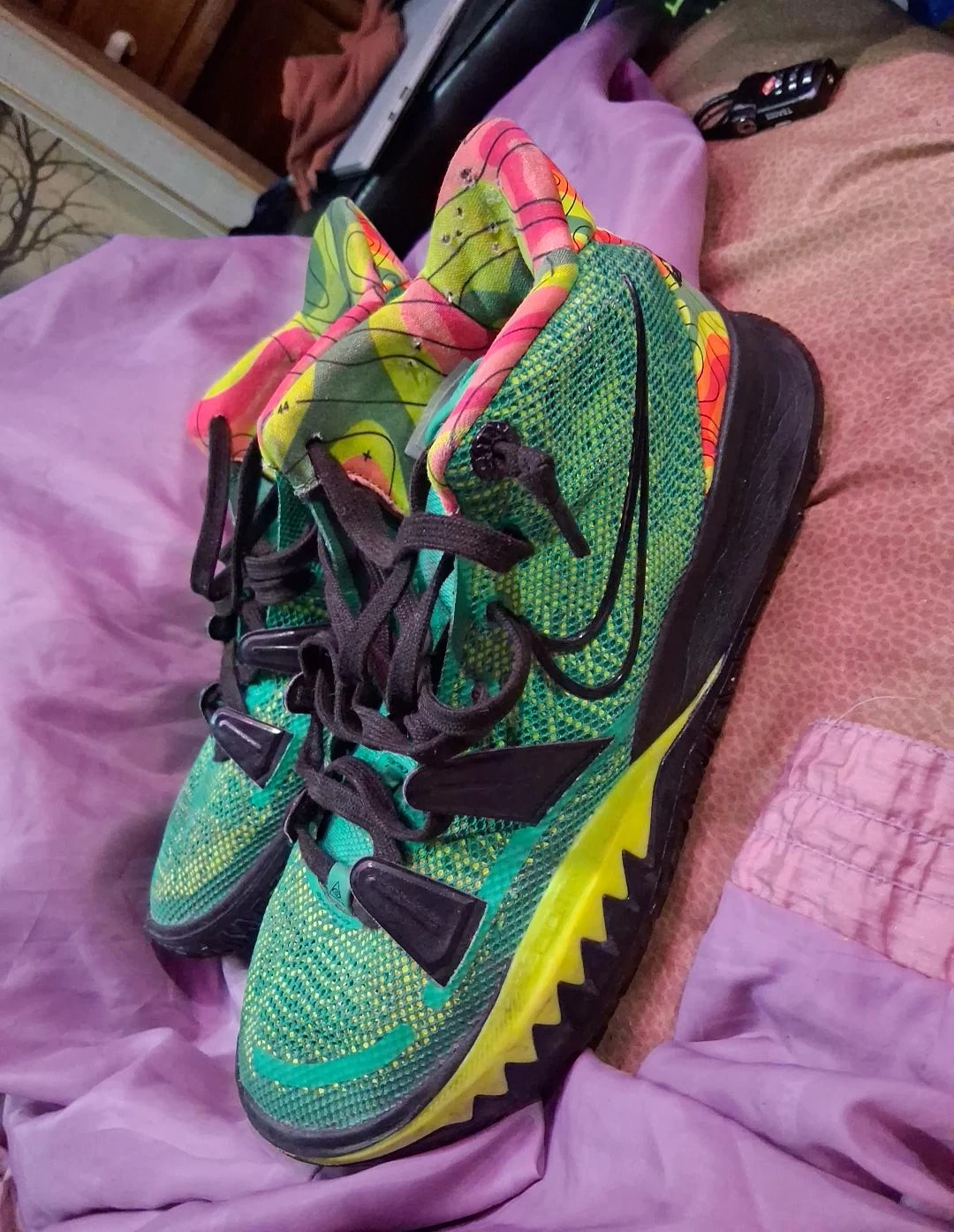 Nike Kyrie 7 "Ripple Effect Basketball Shoes Size 8.5