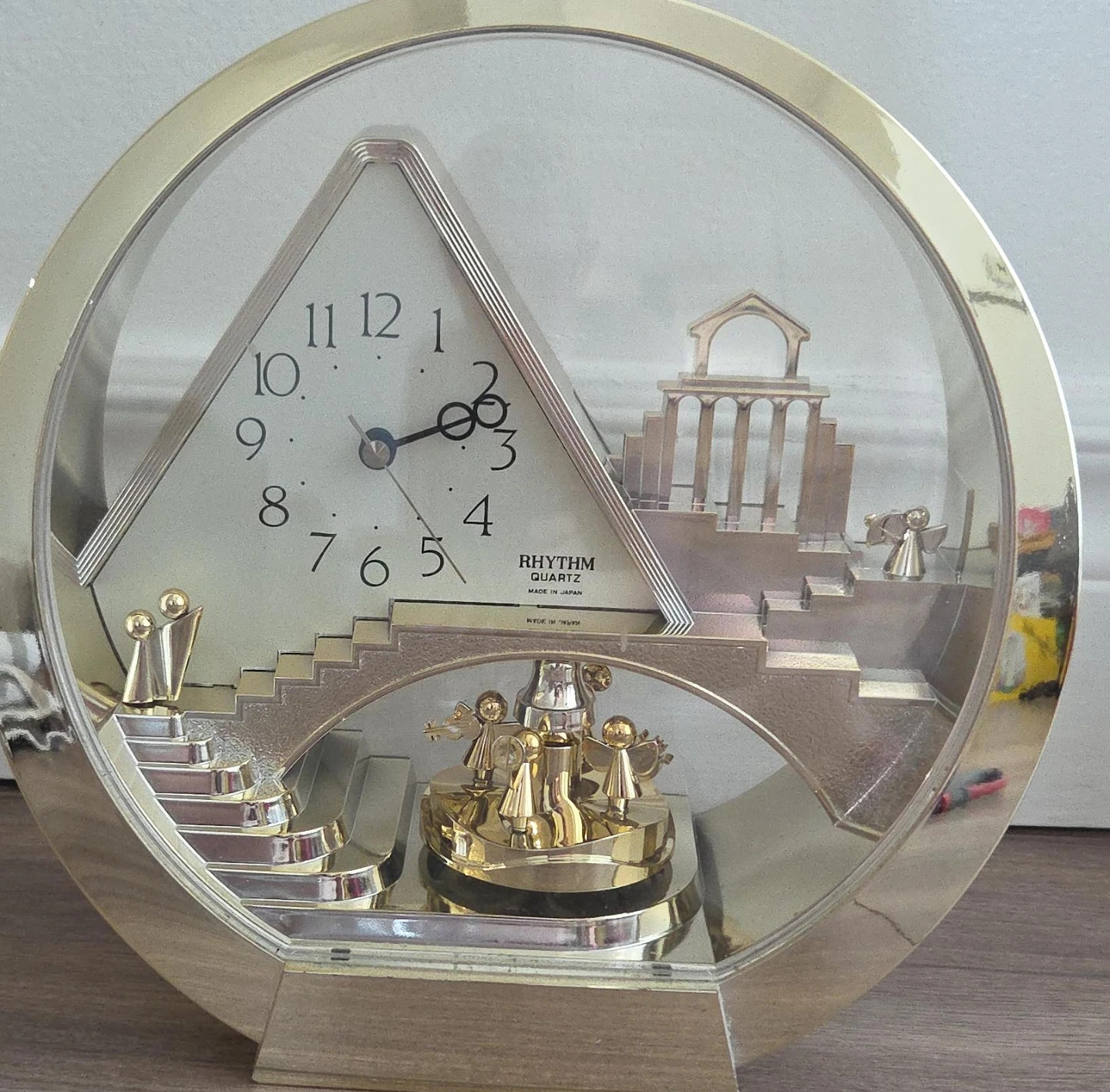 Rhythm Quartz Table Clock