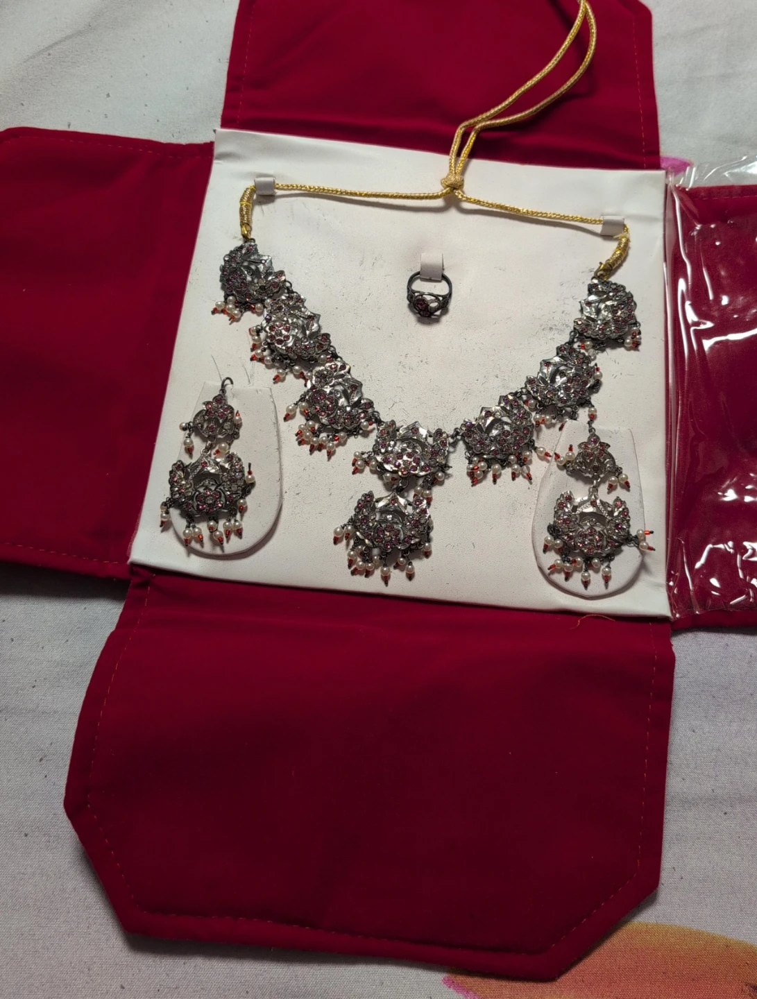 Jewellery Set - Necklace, Earrings & Ring
