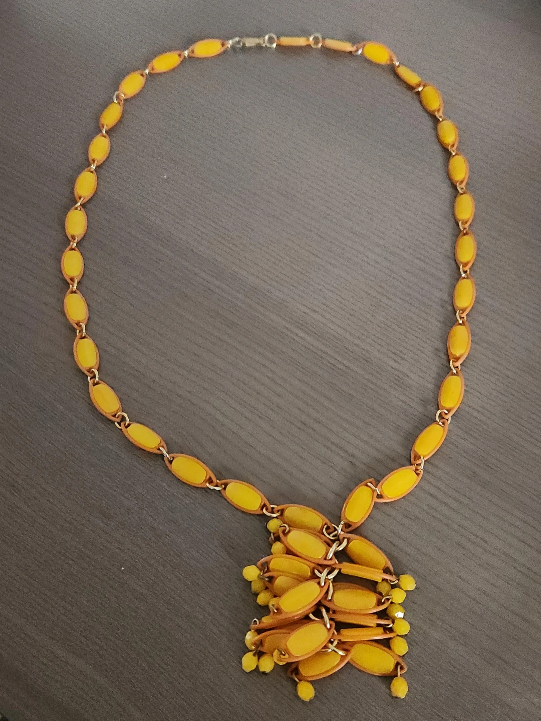Yellow Oval Pendant Necklace
