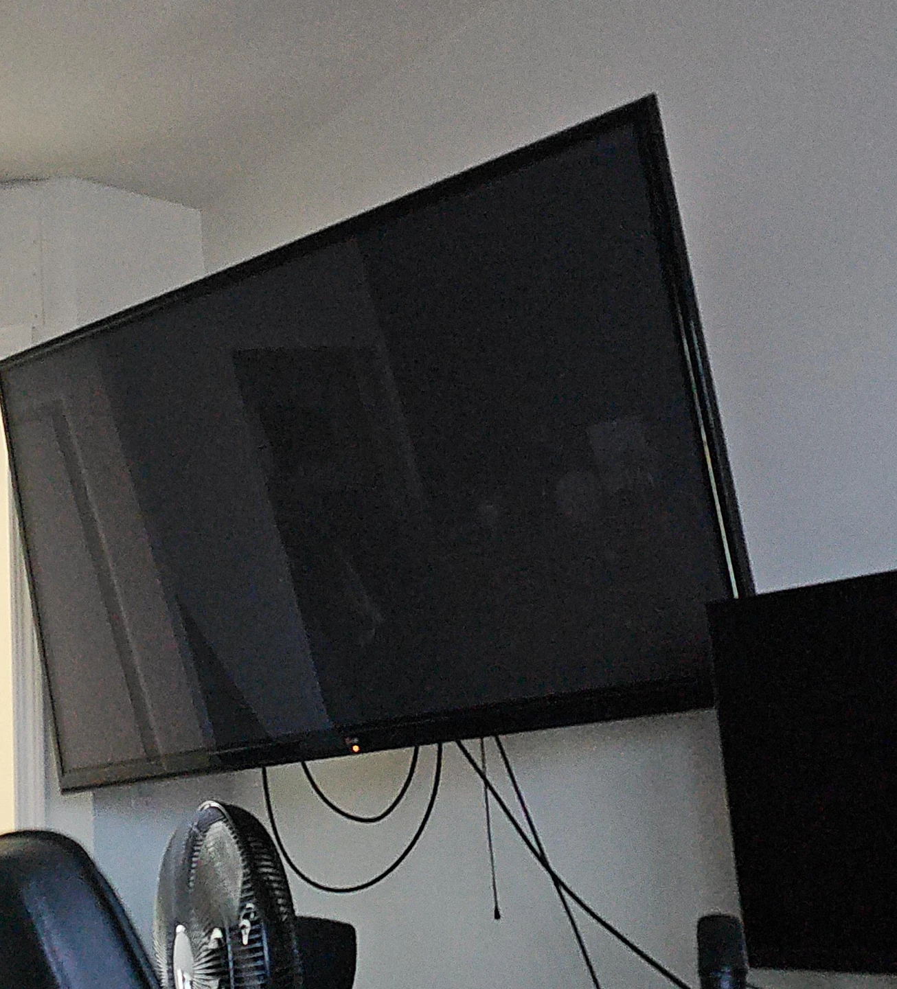 LG Television