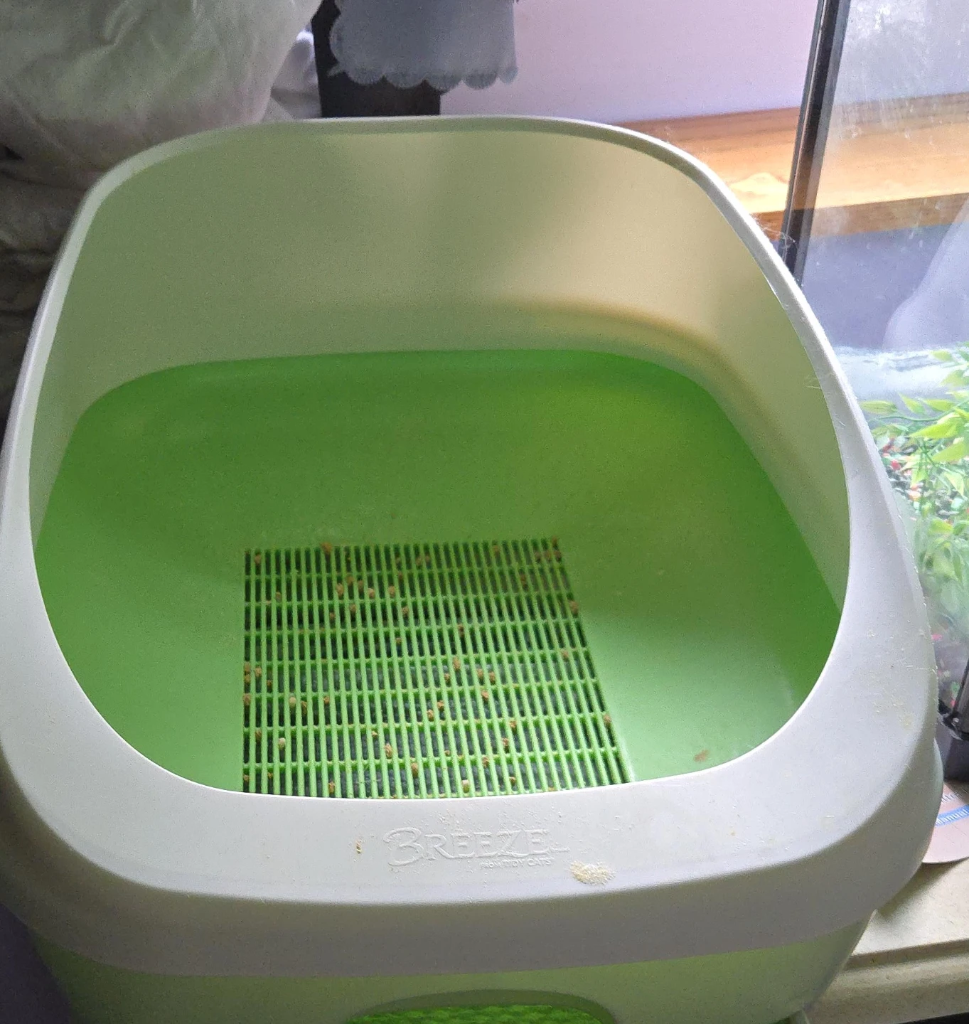 Tidy Cats Breeze Litter Box System