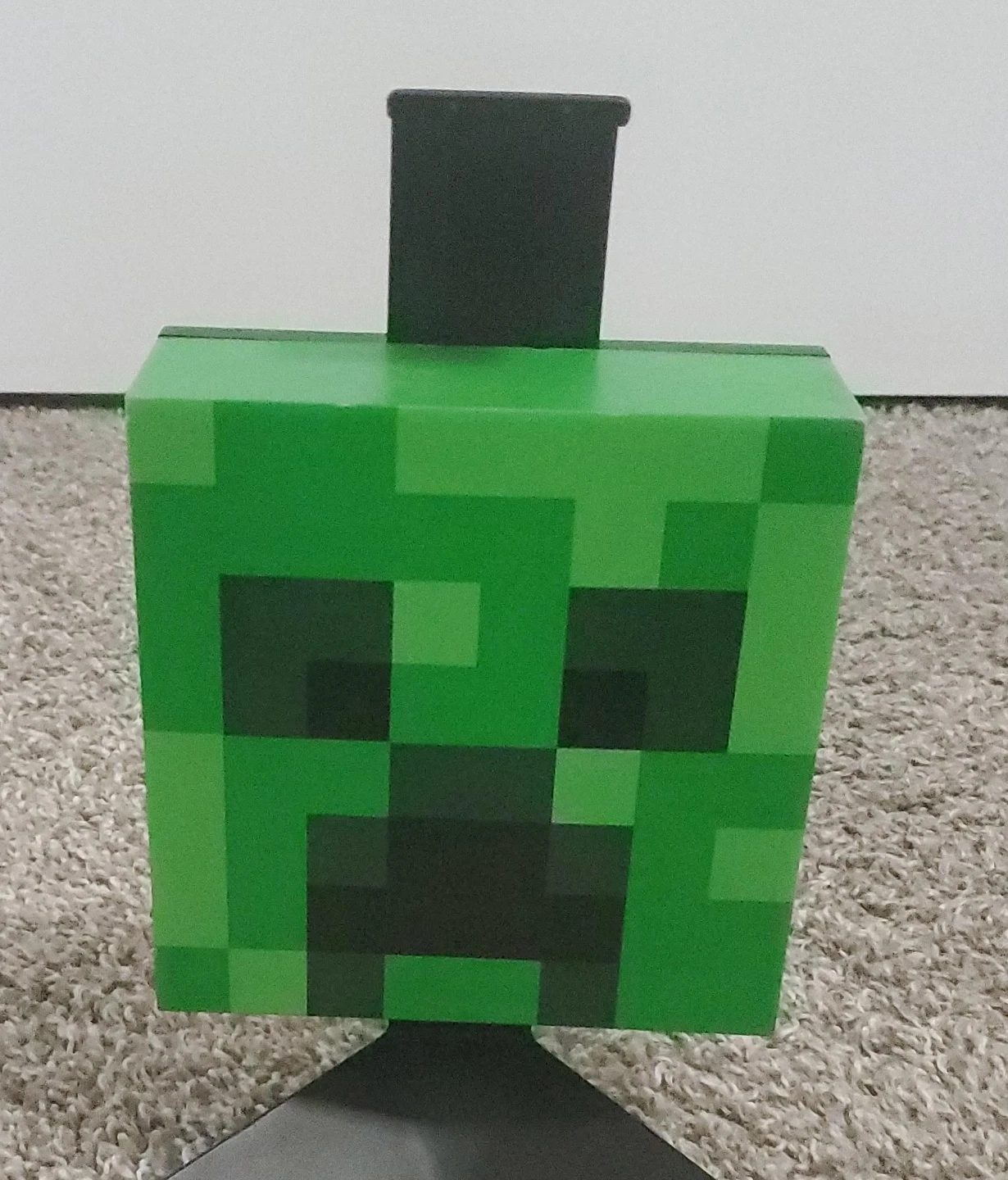 Minecraft Creeper Head Stand