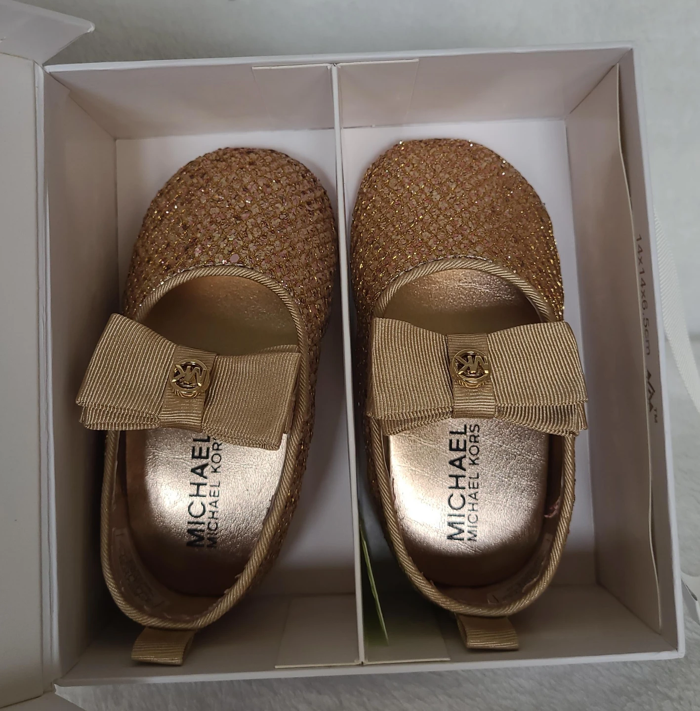 Michael Kors Baby Girls Glitter Crib Shoes Size 4 Gold