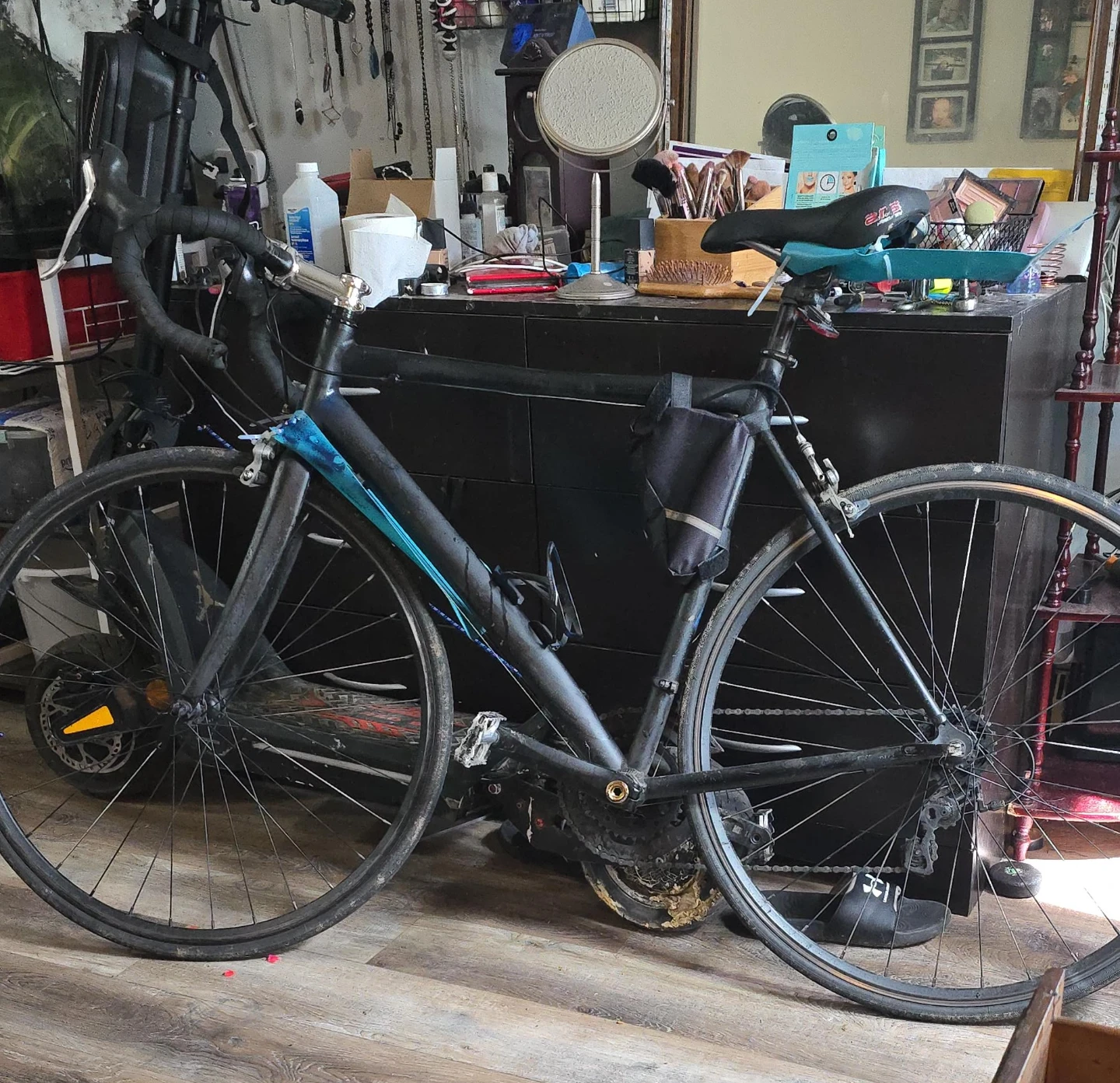 Men's Black Road Bike