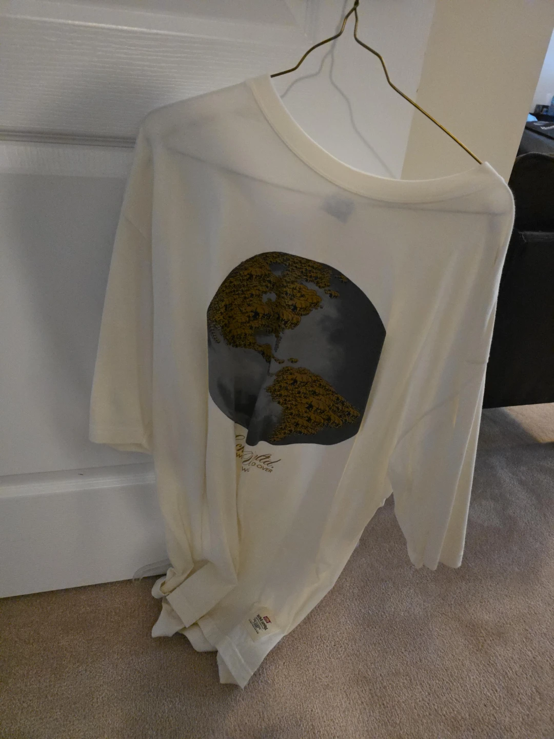 Cream Long Sleeve T-Shirt with Globe Graphic