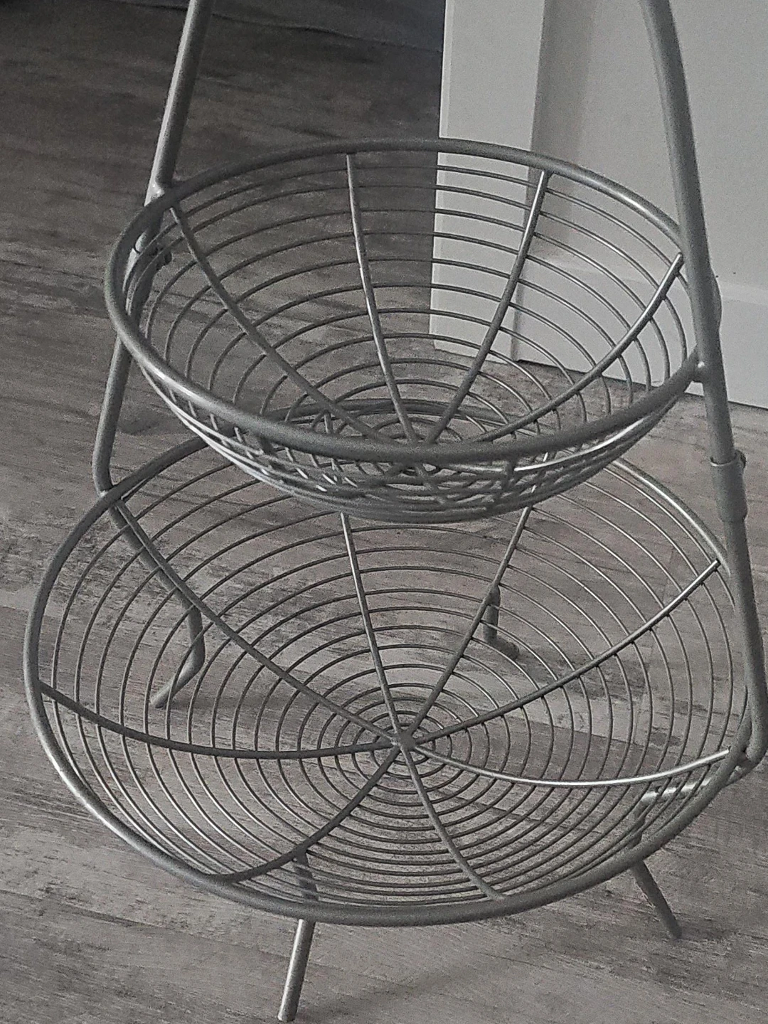 2-Tier Metal Wire Fruit Basket Stand
