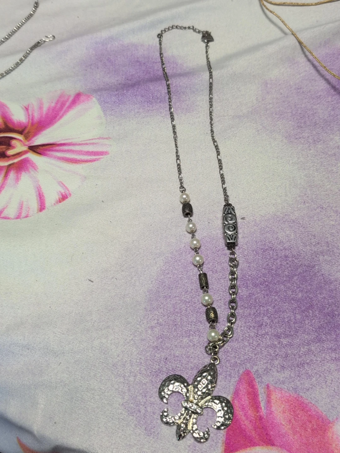 Silver-tone Fleur de Lis Necklace with Pearls