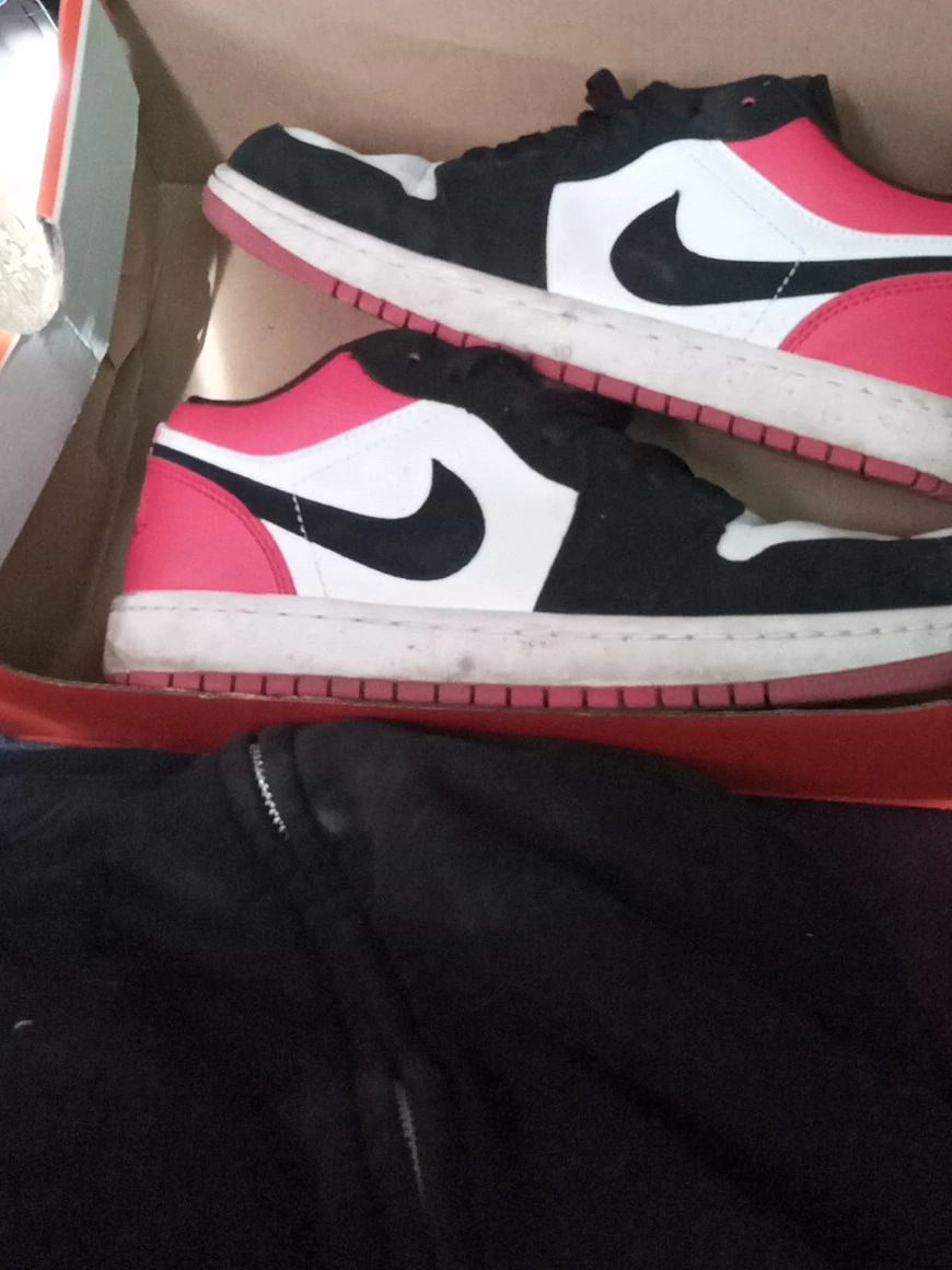 Air Jordan 1 Low Sneakers