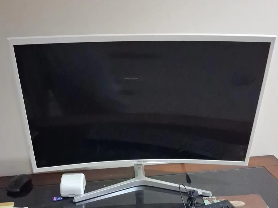 Samsung Curved Monitor