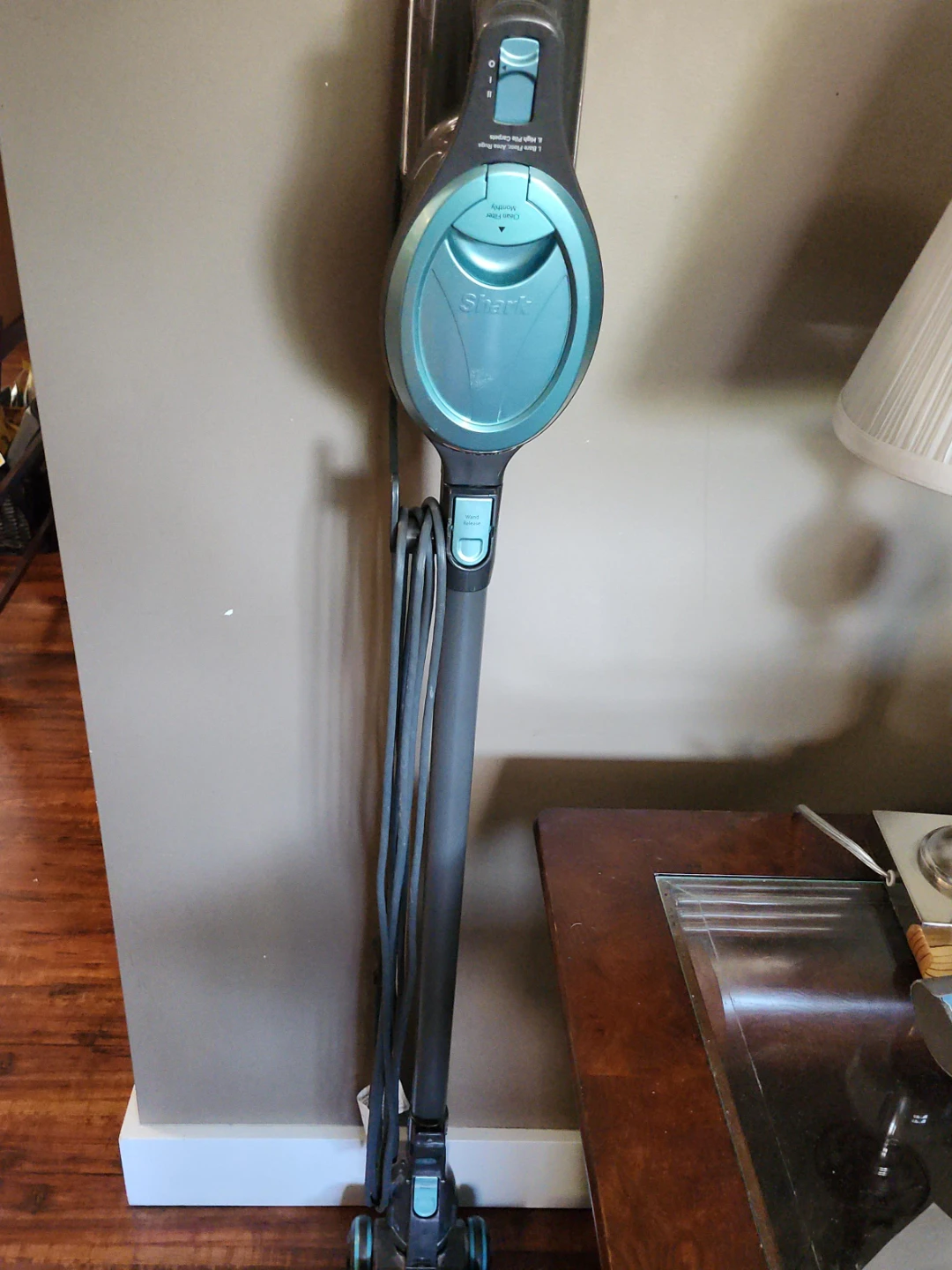 Shark Rocket HV300 Corded light weight vaccum