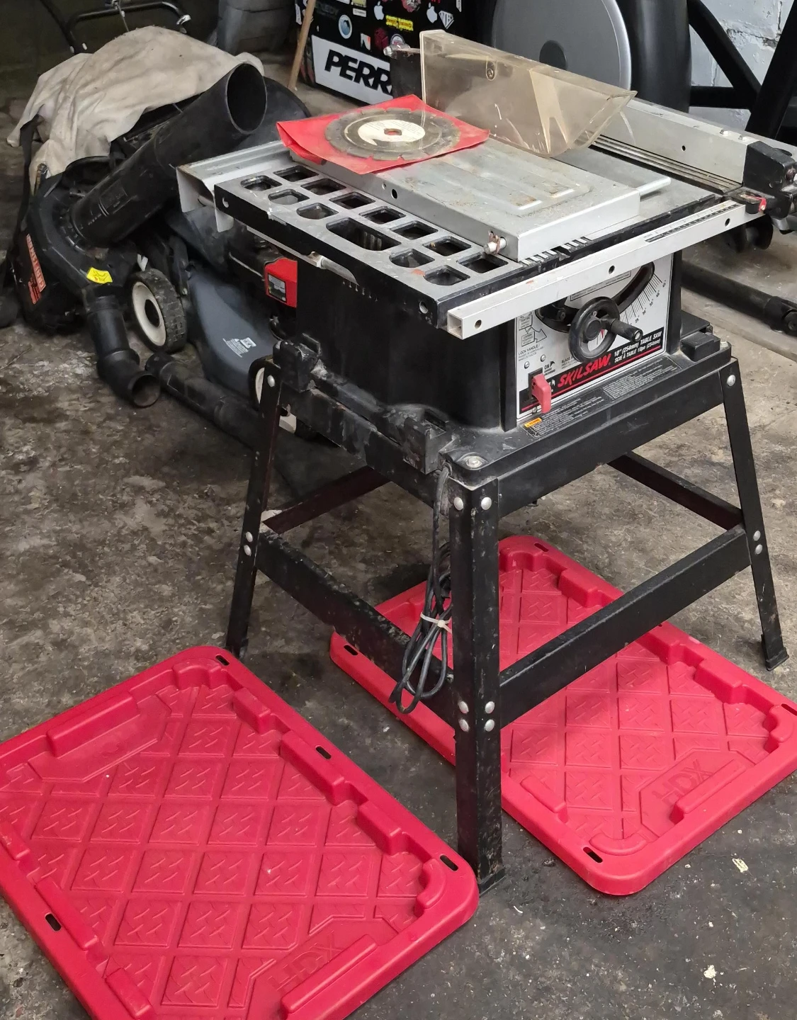 SKILSAW 10" (254mm) Table Saw Model 3600 15A 09114