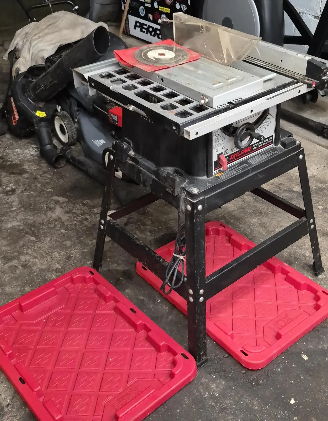 SKILSAW 10" (254mm) Table Saw Model 3600 15A 09114