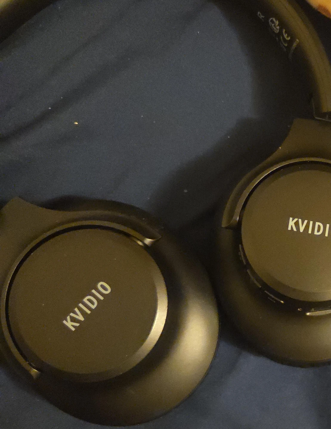KVIDIO Headphones