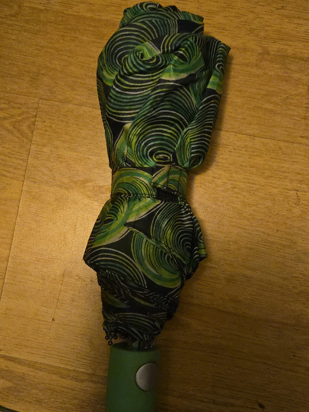 Foldable Umbrella - Green Leaf Pattern