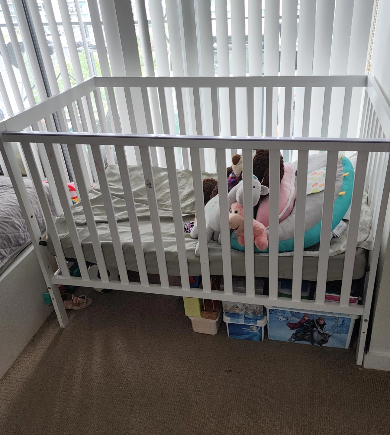 White Baby Crib with Mattress