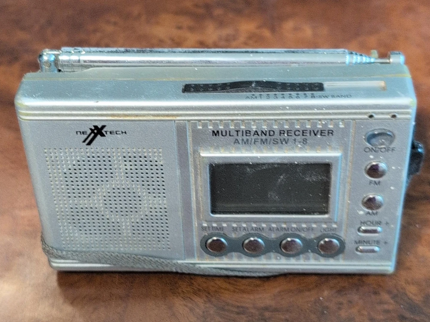 Nextech Multiband Receiver AM/FM/SW 1-8