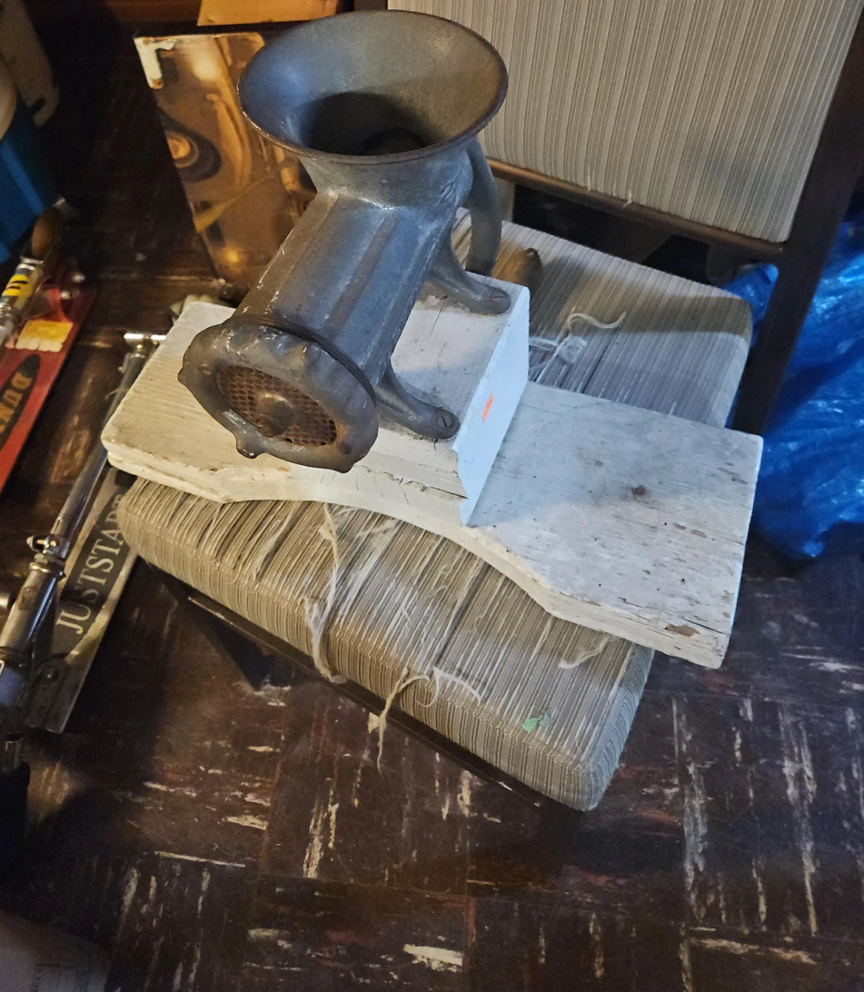 Vintage Cast Iron Meat Grinder