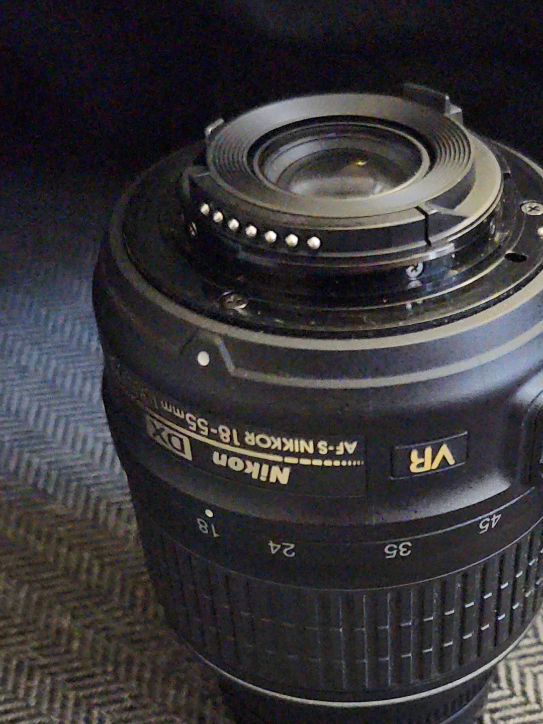 Nikon AF-S DX NIKKOR 18-55mm VR Lens