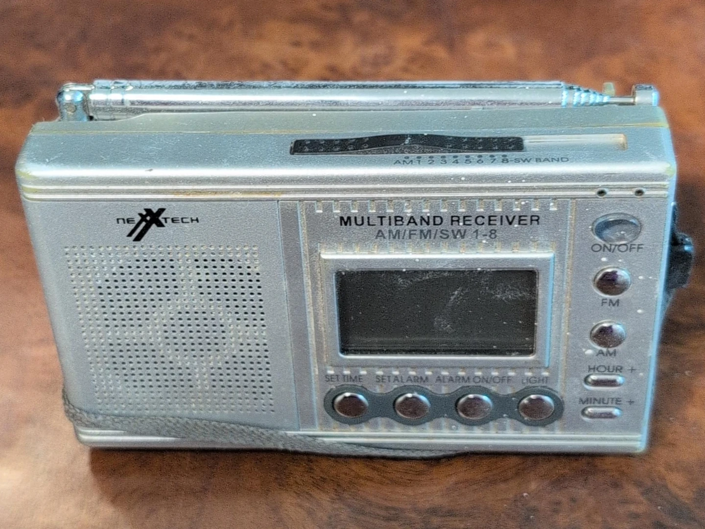 Nexxtech Multiband Receiver AM/FM/SW