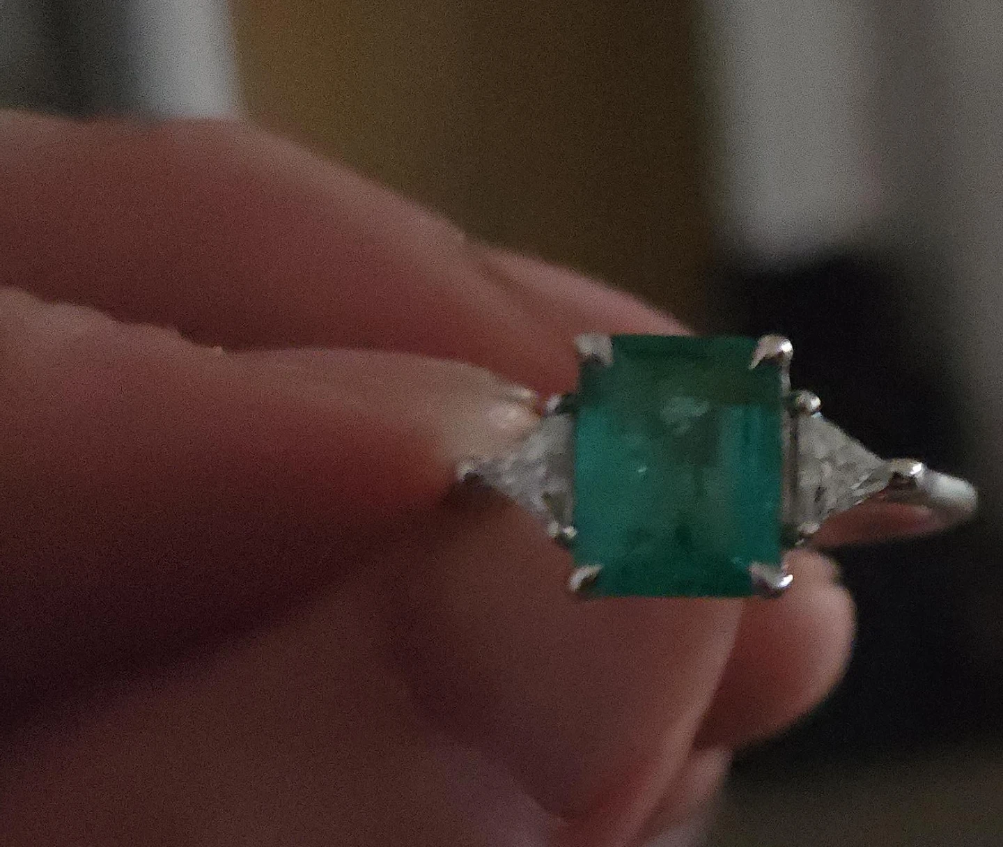 Emerald Ring - 925 Sterling Silver