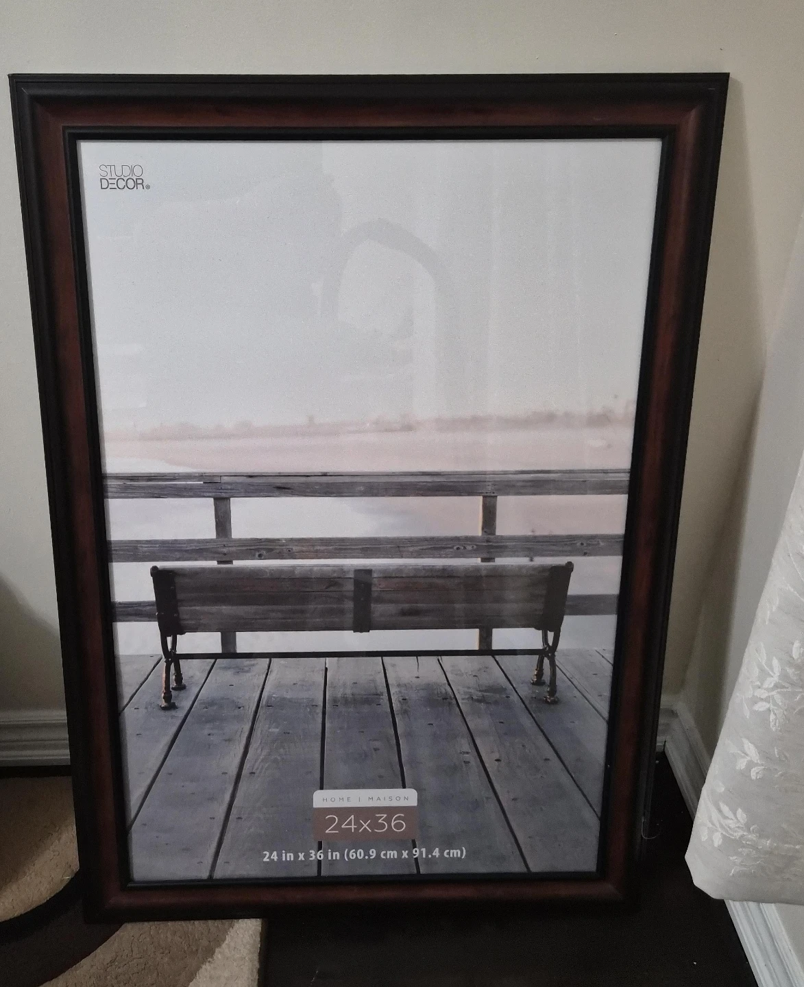 Studio Decor 24x36 Picture Frame