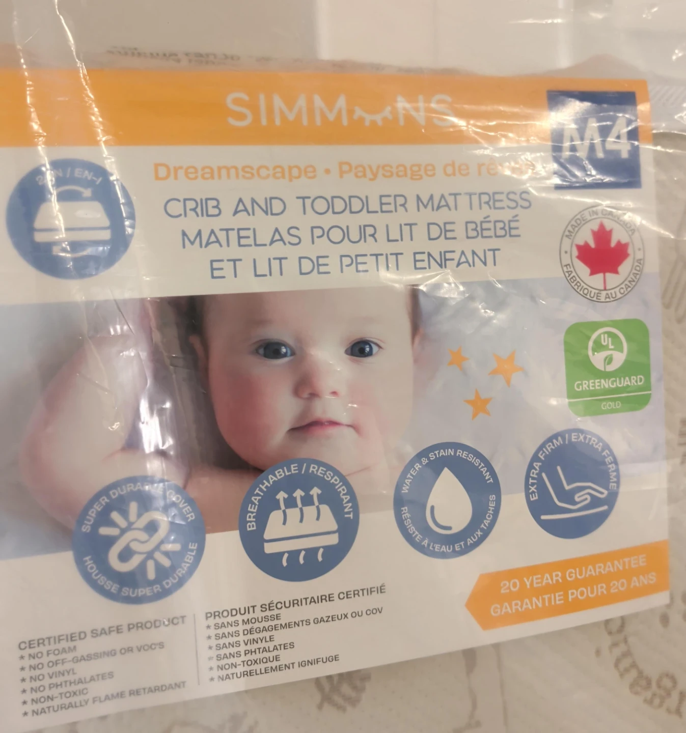Simmons Dreamscape Crib and Toddler Mattress