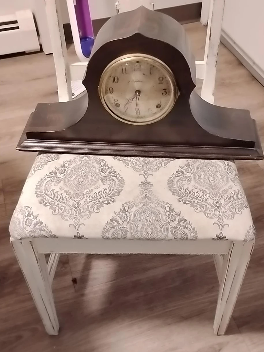 Vintage Mantle Clock