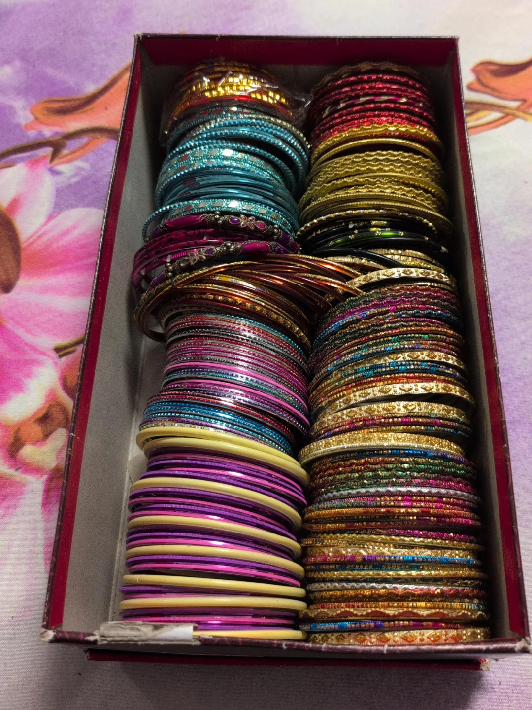 Set of colourful bangles full box