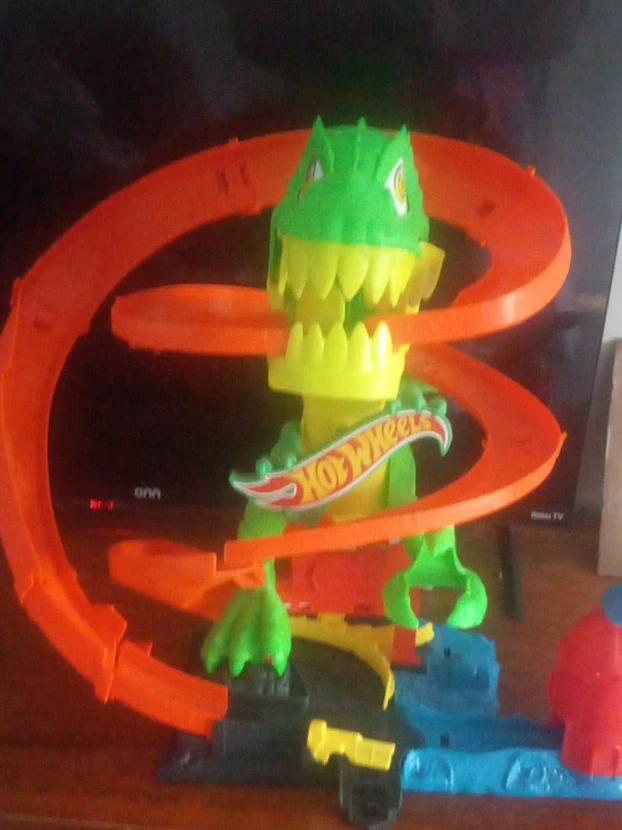 Hot Wheels Dinosaur Track Set