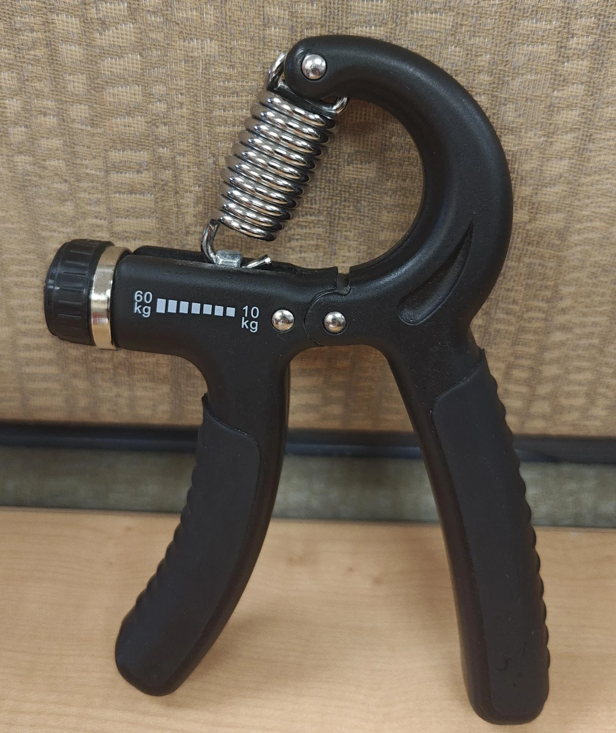 NIYIKOW Adjustable Grip Strength Trainer