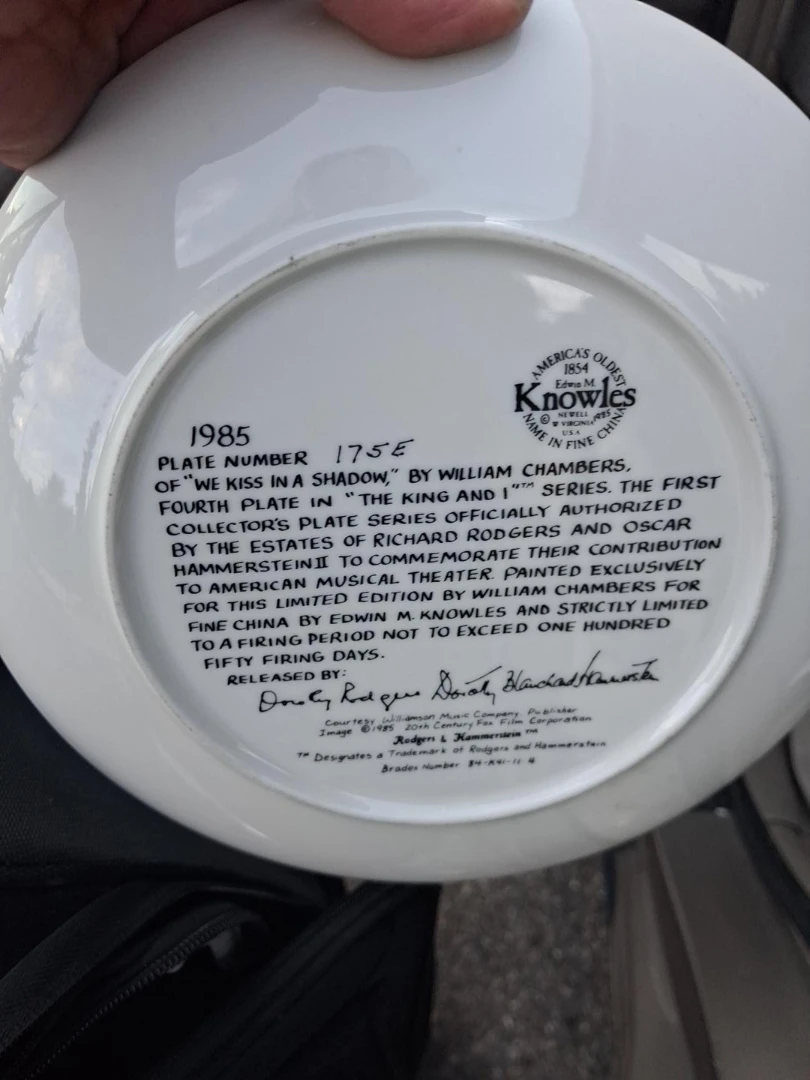 1985 Edwin M. Knowles "We Kiss in a Shadow" Collector's Plate