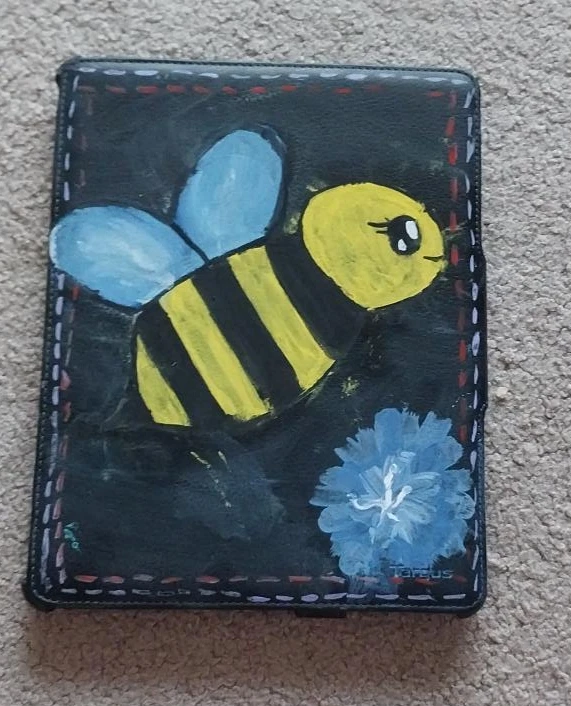 Targus Tablet Case with Bee Design
