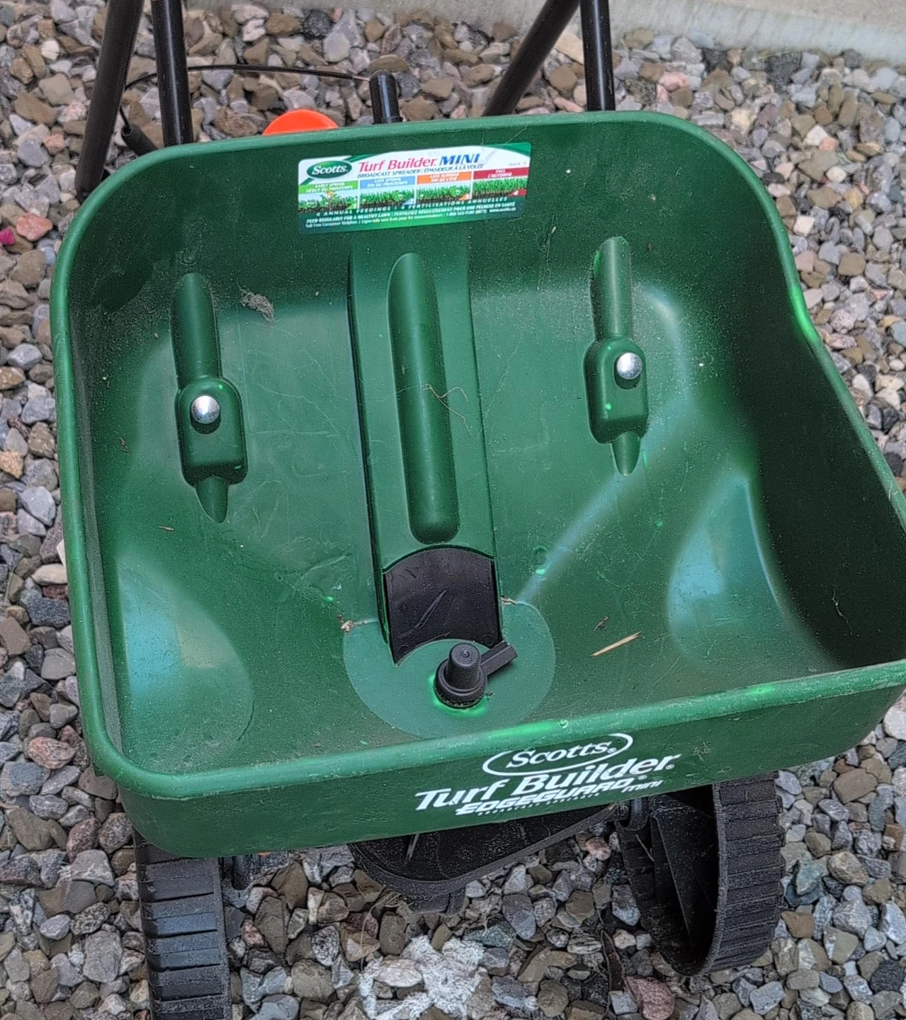 Scott's Turf Builder Mini Spreader
