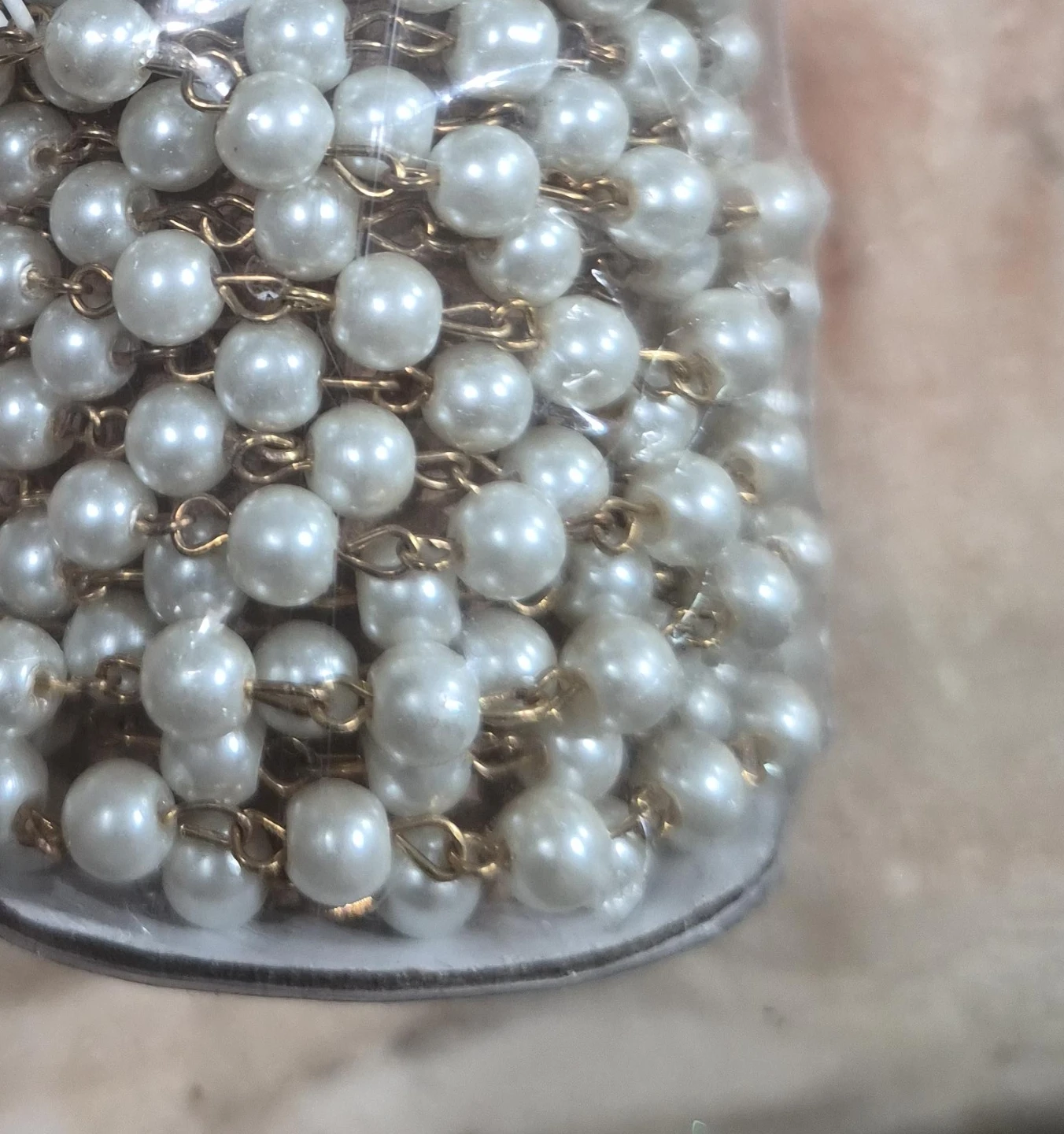 Pearl and Gold Chain Trim