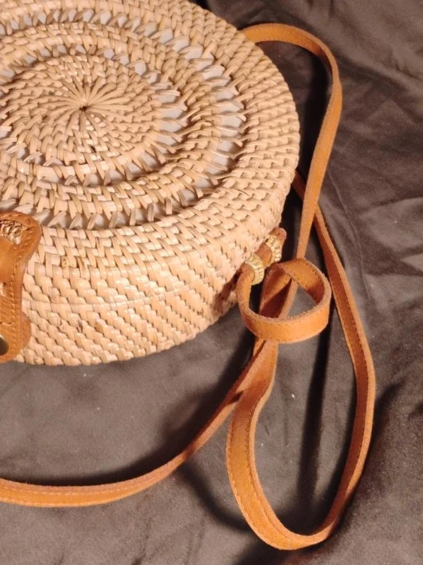 Vintage Round Woven Rattan Crossbody Bag with Leather Strap