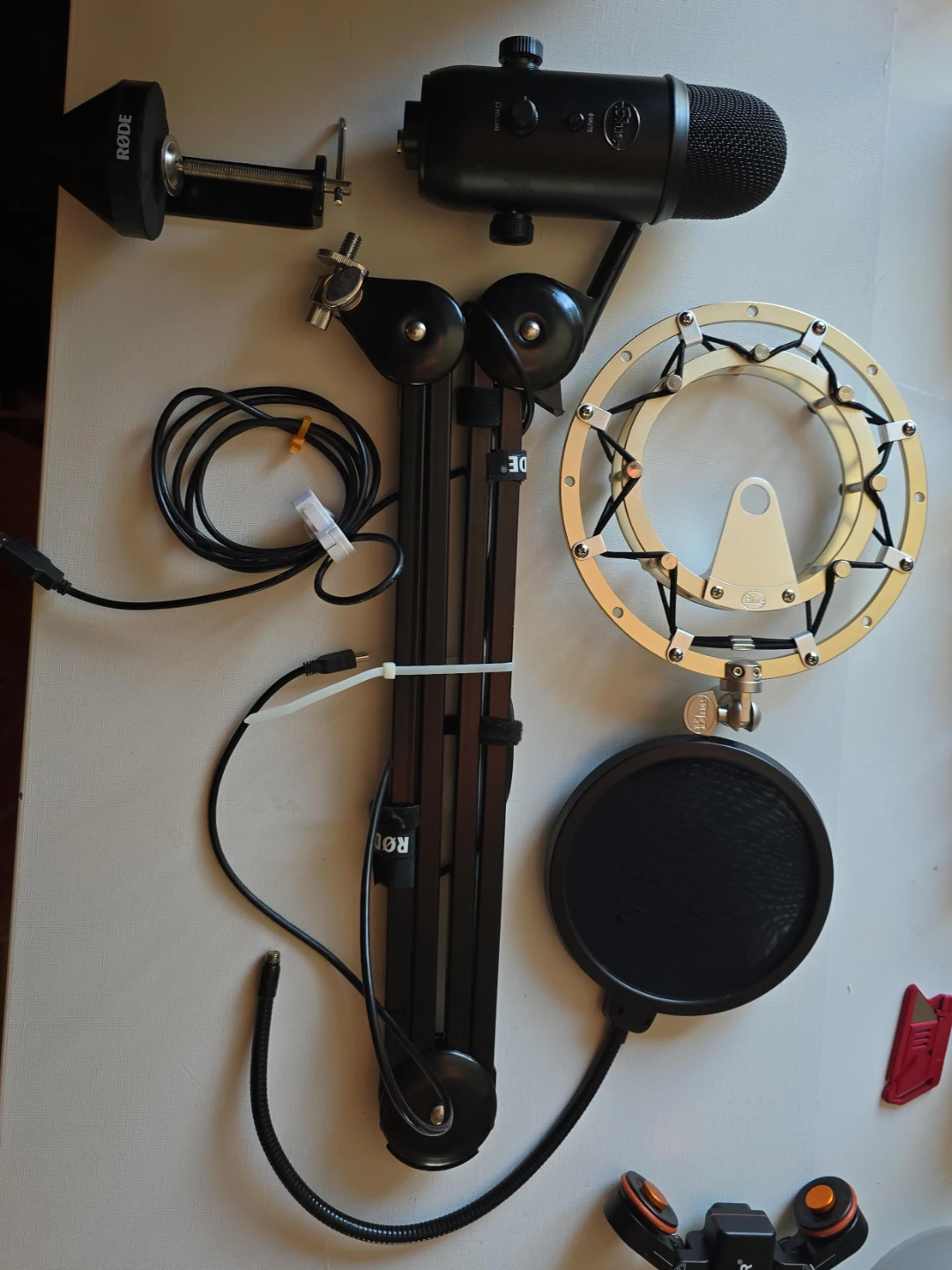 Blue Yeti USB Microphone with Rode Arm and Accessories